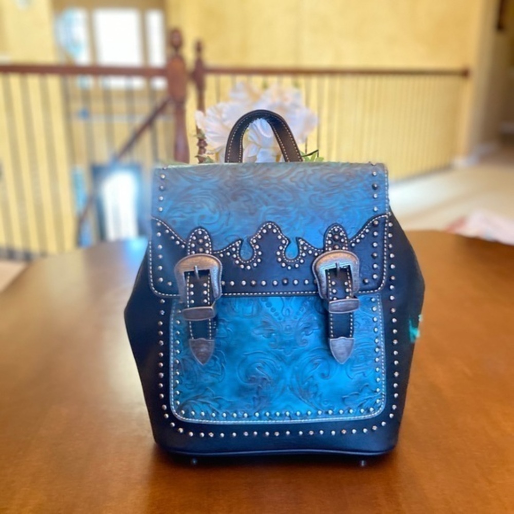 Montana west buckle collection backpack - Picture 1 of 8